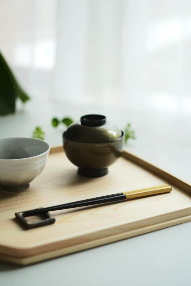 桐箱入り 木地呂 黒金/朱銀 漆塗 八角箸セット 4枚目