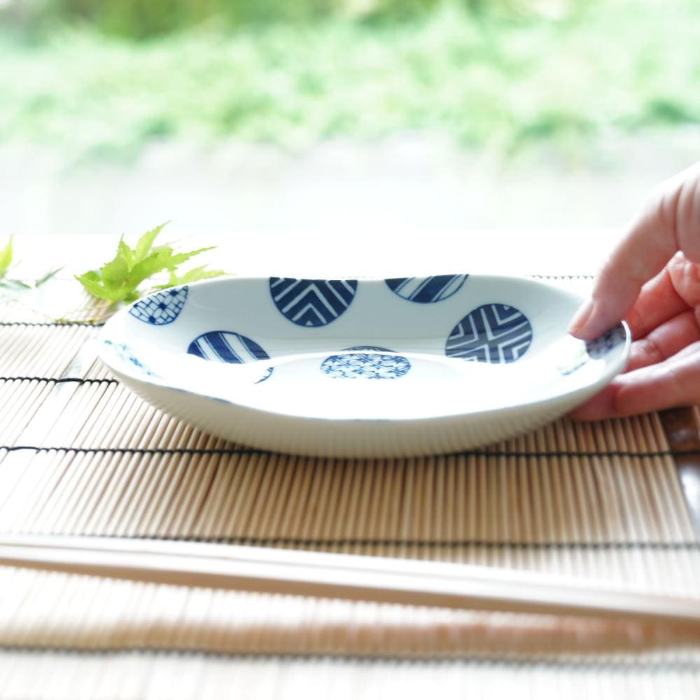 果実絵柄の陶器皿 波型縁取り 緑色 陶器皿 波型縁取り - メルカリ