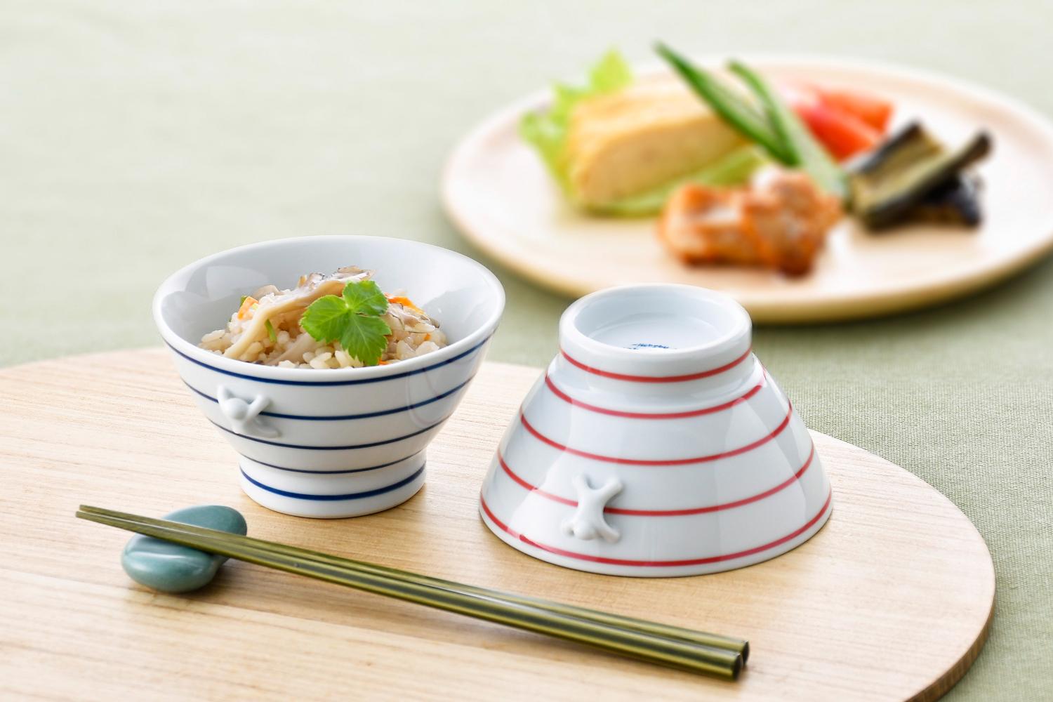 一閑人・ボーダー　赤　日本製　波佐見焼　飯碗