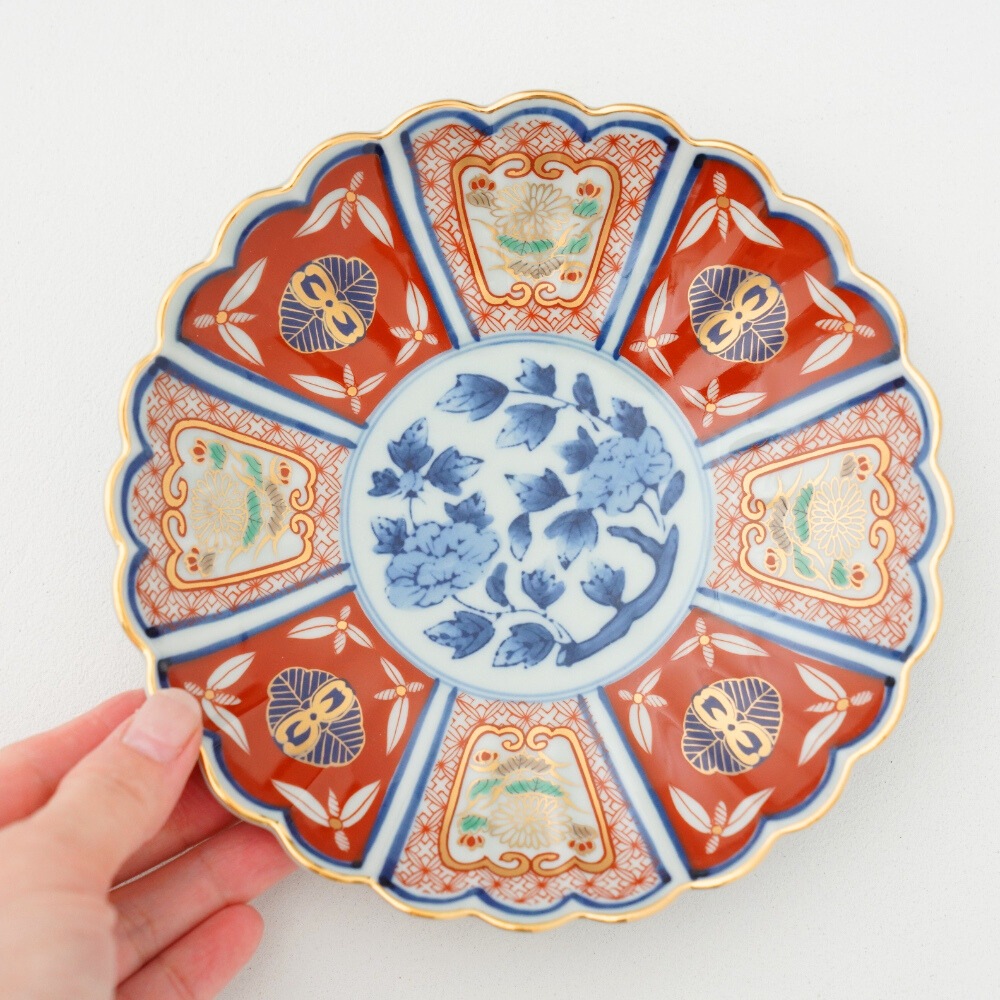 波佐見焼 地紋割菊花紋 取皿 ｜ 四季折々のおしゃれな和食器通販サイト