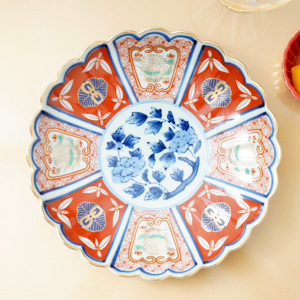 波佐見焼 地紋割菊花紋 取皿 ｜ 四季折々のおしゃれな和食器通販サイト