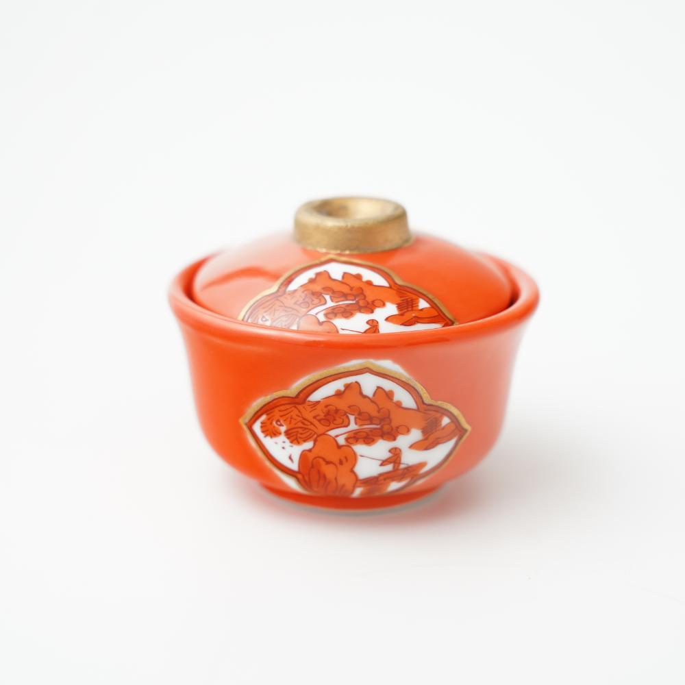 有田焼 赤絵金彩 木瓜山水 蓋付小付 ｜ 四季折々のおしゃれな和食器