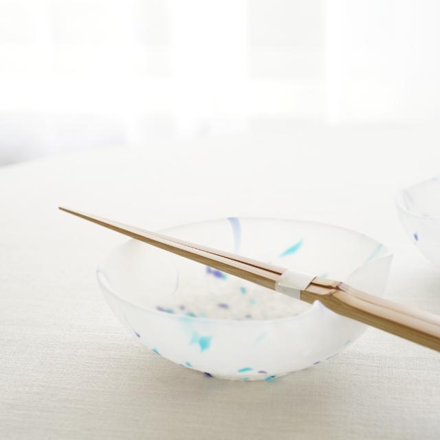 水玉柄　硝子押鉢
