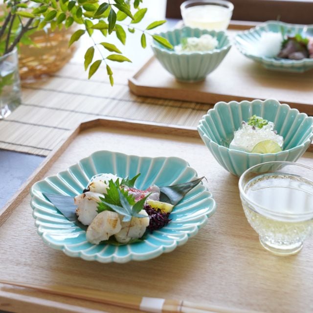 4枚セット六角皿 マリンブルー菊彫六角皿 ｜ 四季折々のおしゃれな和食器通販サイト