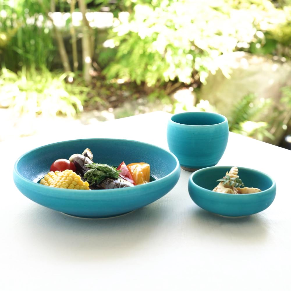 ターコイズブルー21㎝フラットボウル｜ 四季折々のおしゃれな和食器
