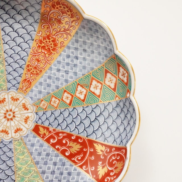 波佐見焼　菊割花地紋　5号取皿