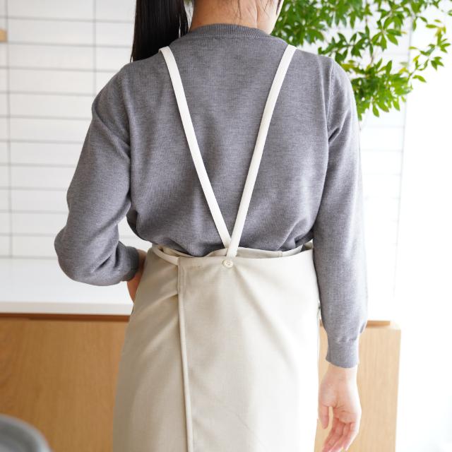 B02734 FU-ra ベルトエプロン オフホワイト×パープル B02734 FU-ra ベルトエプロン オフホワイト×パープル