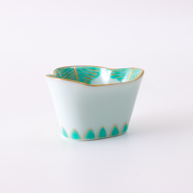 有田焼　錦松型小付