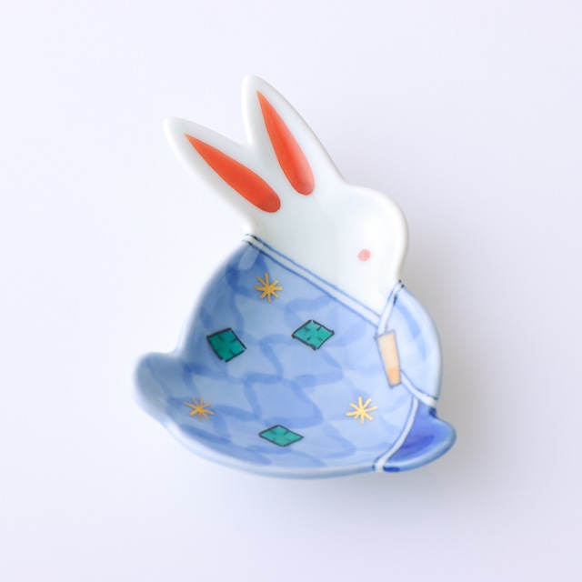 有田焼　菱地紋男雛　うさぎ豆小皿