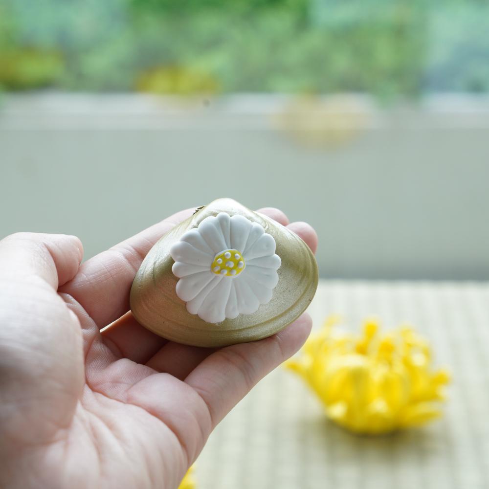 【今期完売】菊の置上蛤香合 豆サイズ 4枚目