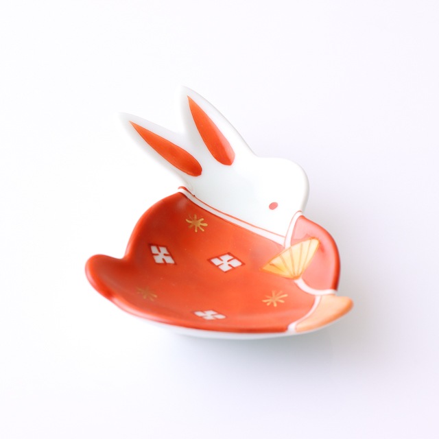 有田焼　菱地紋女雛　うさぎ豆小皿
