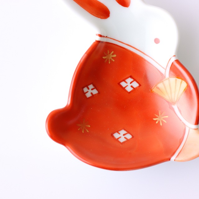 有田焼　菱地紋女雛　うさぎ豆小皿