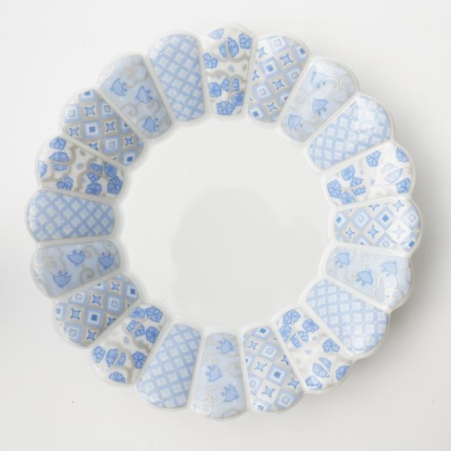 花離宮ブルー丸皿 19cm（化粧箱入）