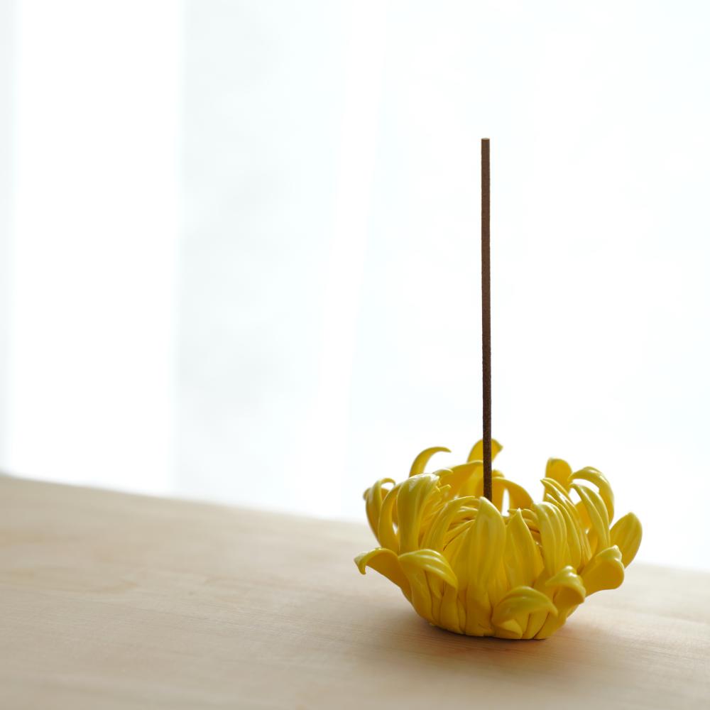 菊飾り(お香立て)黄色