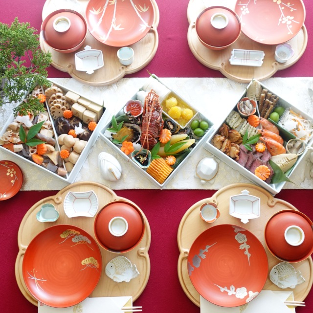 サンプル品SALE│有田焼李壮窯　白磁ブラスト　家型三段重