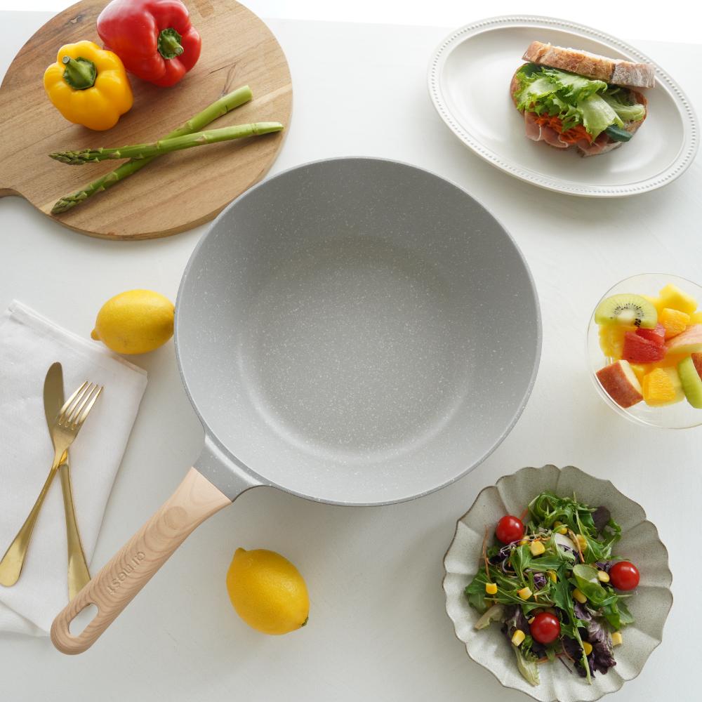 軽いフライパン エア 28cm 深型 IH対応