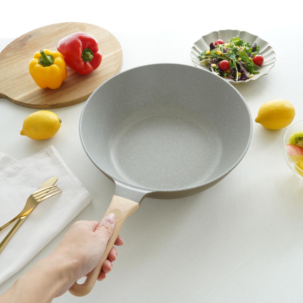 軽いフライパン エア 28cm 深型 IH対応