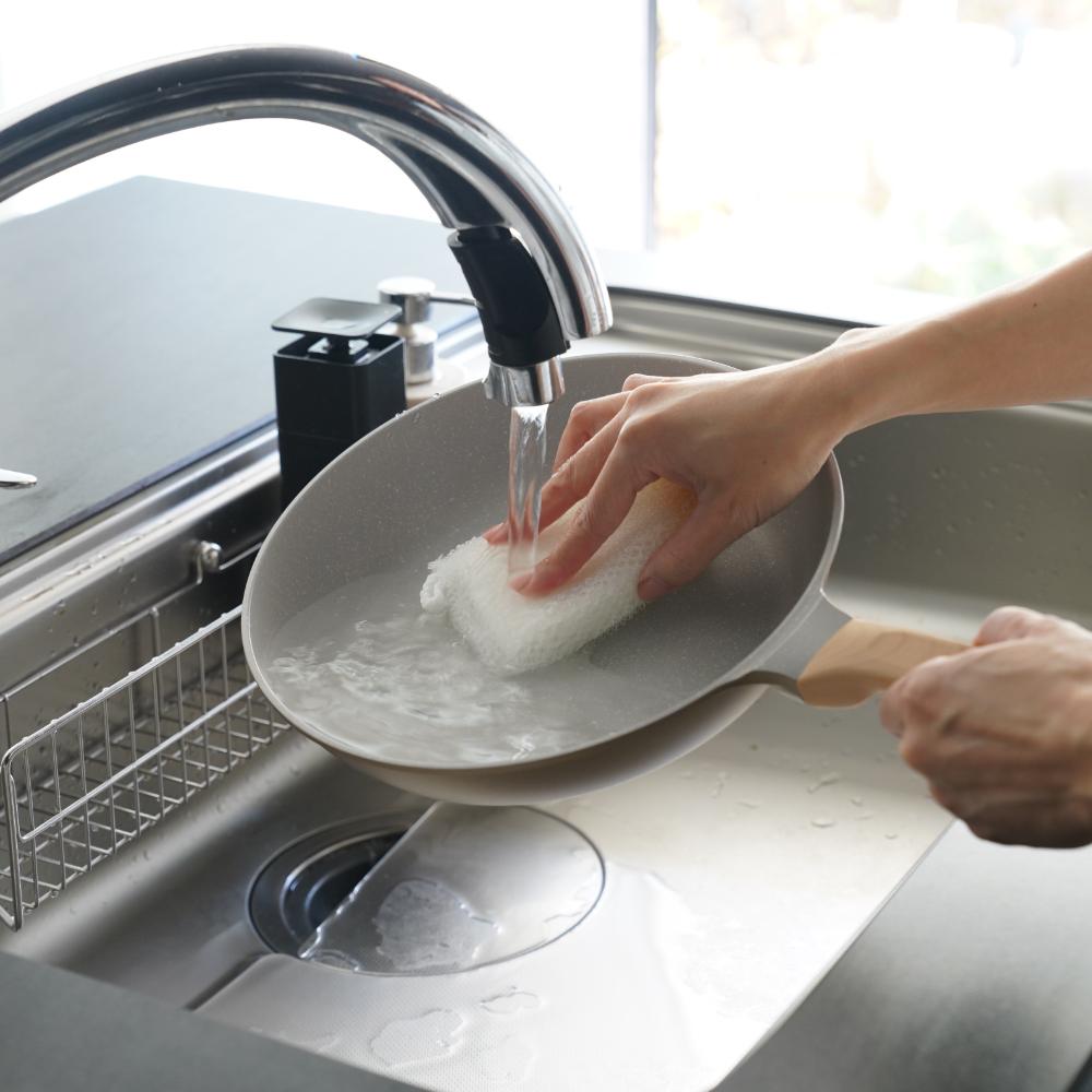 軽いフライパン エア 28cm 深型 IH対応