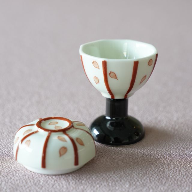 有田焼　錦桜ぼんぼり形　珍味入れ　