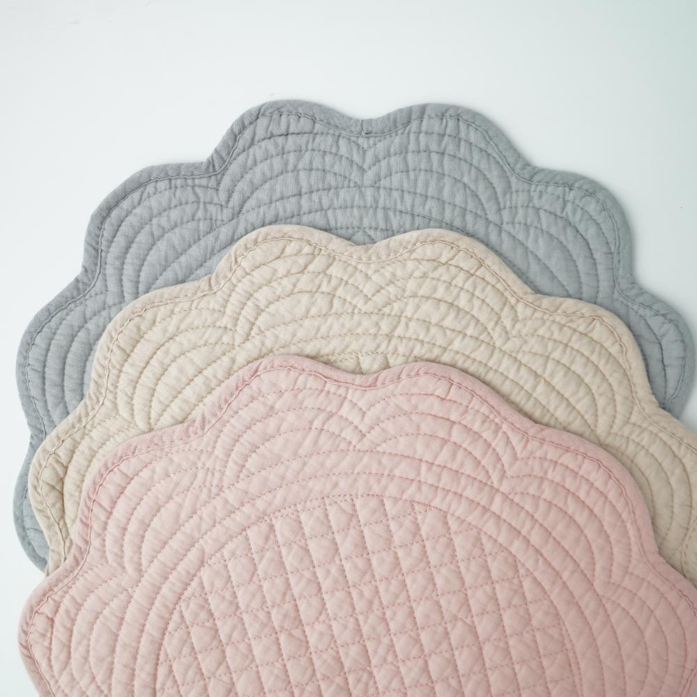 ヌビ ランチョンマット グレー ｜ 四季折々のおしゃれな和食器通販