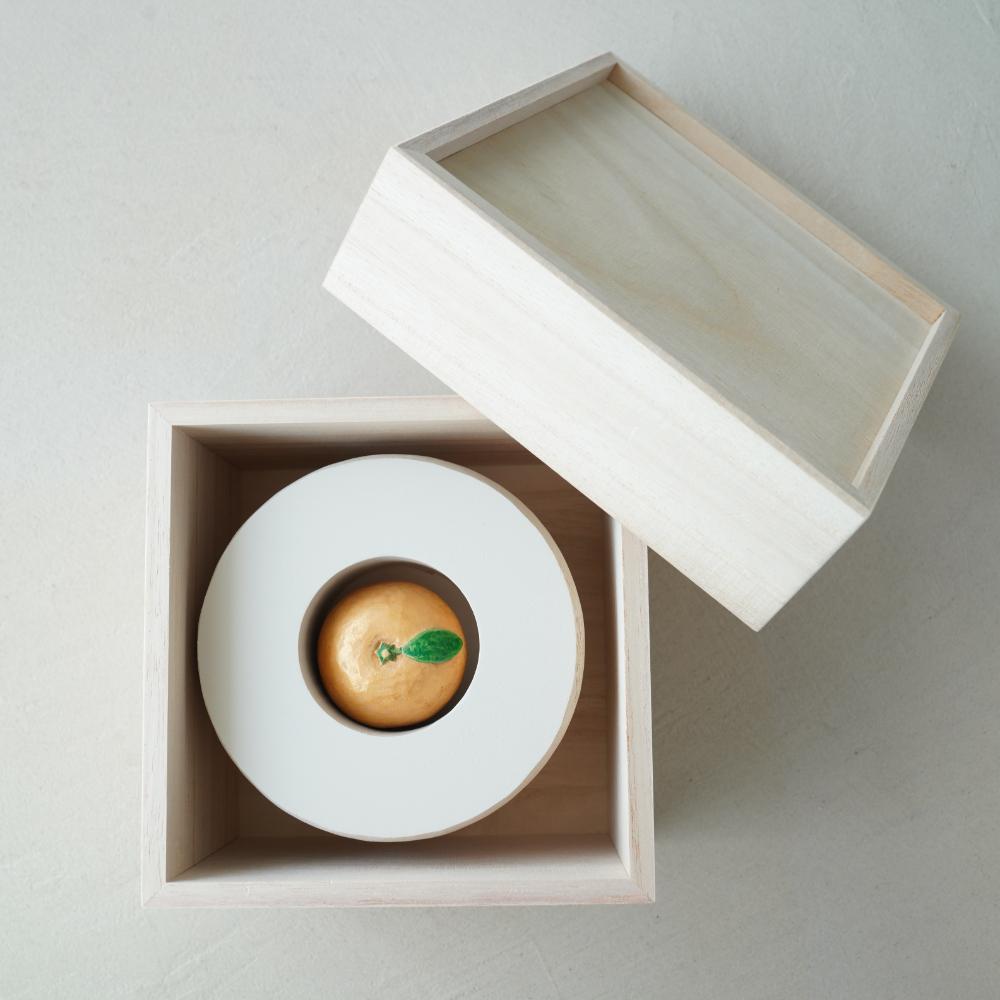 金運祈願の永世木彫り鏡餅 小｜ 四季折々のおしゃれな和食器通販サイト