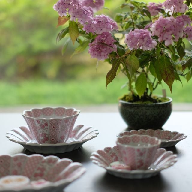 波佐見焼 花離宮 15cm丸皿 ｜ 四季折々のおしゃれな和食器通販