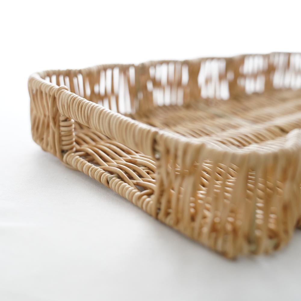 洗えるスカラップトレイ　30.5cm