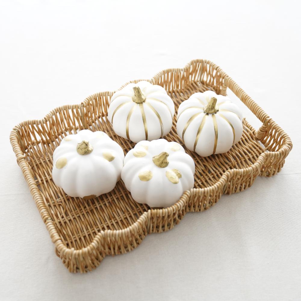 洗えるスカラップトレイ　30.5cm