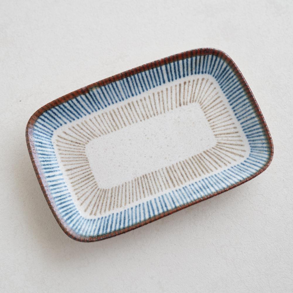 青茶十草 焼き物皿