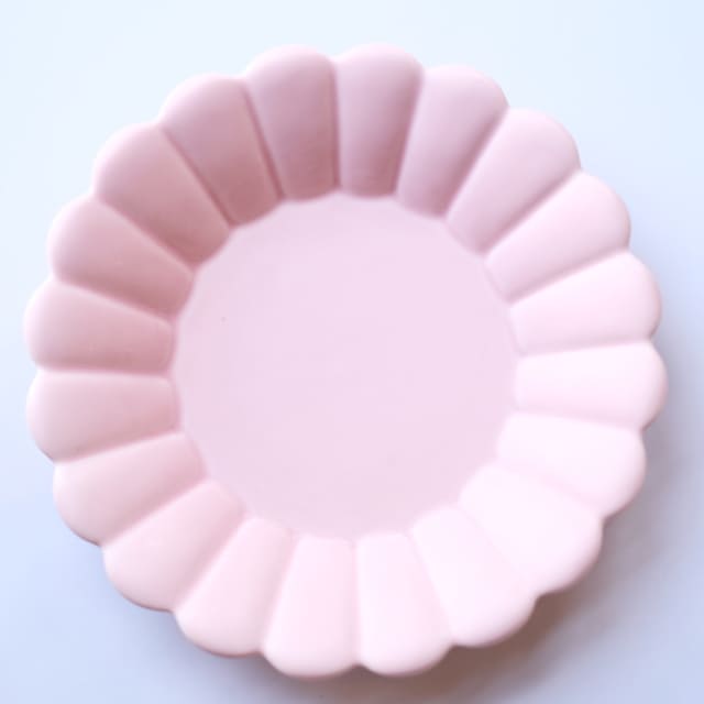 波佐見焼　キクワリ（ピンク）19cm丸皿