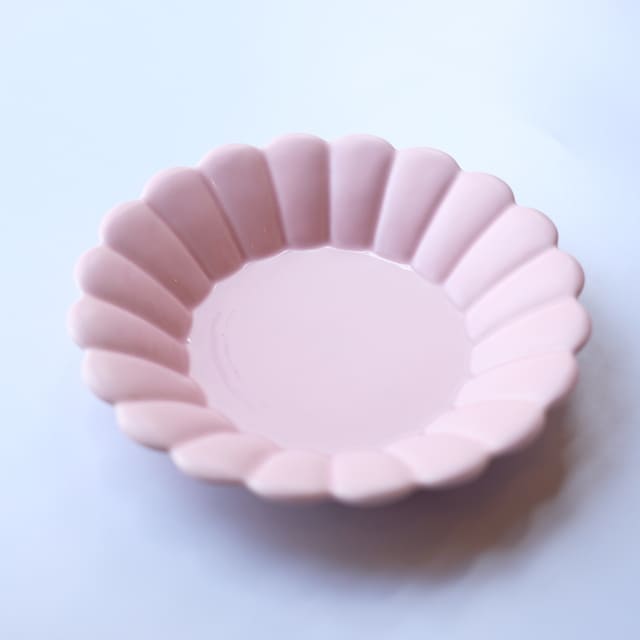 波佐見焼　キクワリ（ピンク）19cm丸皿