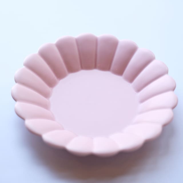 波佐見焼　キクワリ（ピンク）19cm丸皿