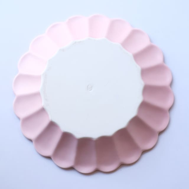 波佐見焼　キクワリ（ピンク）19cm丸皿