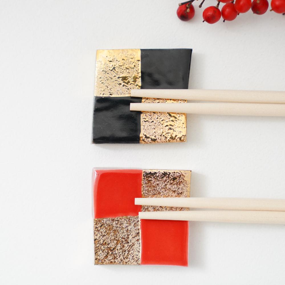 有田焼　4.5cm角箸置き　大　赤金市松（単品）