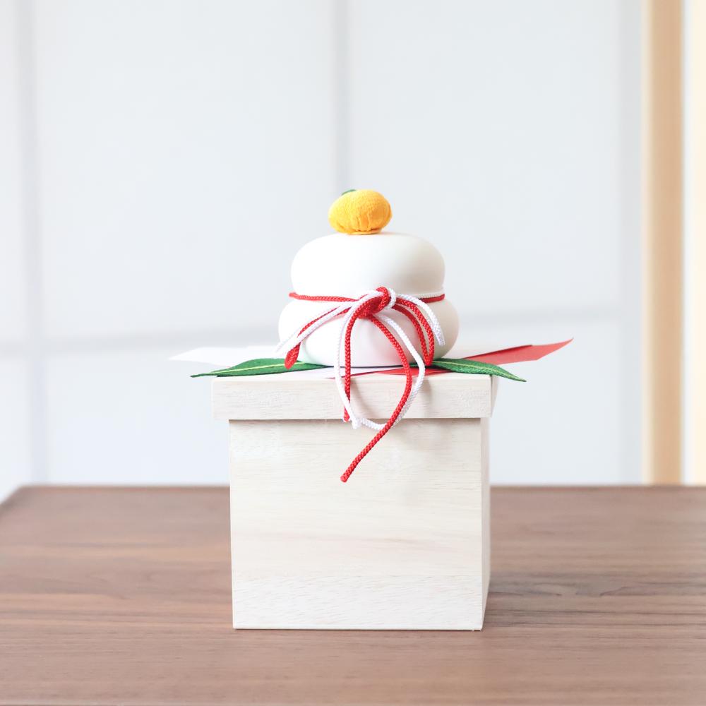 京ちりめん橙付き　とうきの鏡餅飾り 小（木箱タイプ）日本製