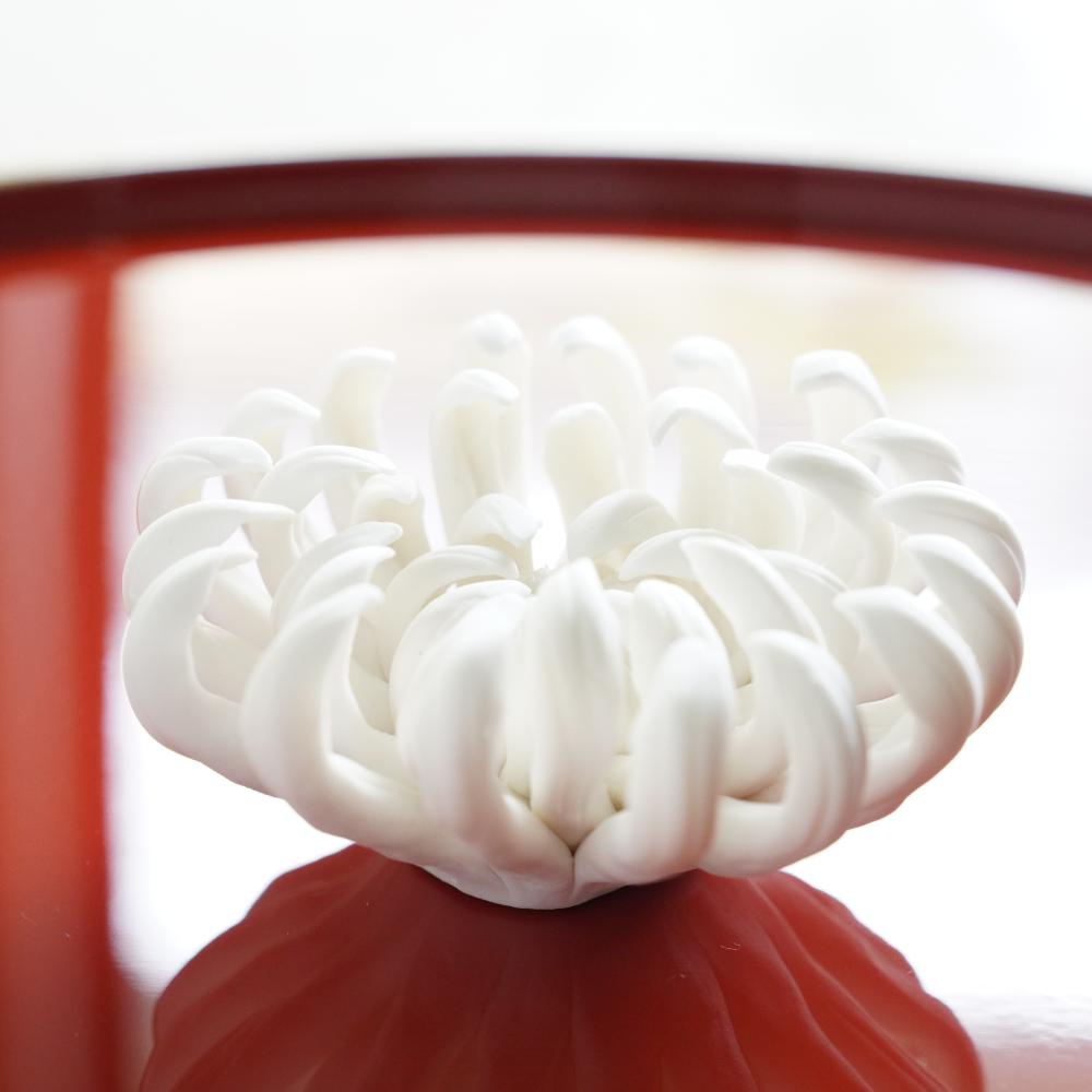 陶器の菊飾り(お香立て)