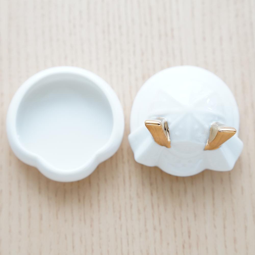兜飾り 珍味入れ（白） ｜ 四季折々のおしゃれな和食器通販サイト