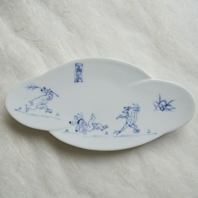 波佐見焼 高山寺 雲型皿大 ｜ 四季折々のおしゃれな和食器通販サイト