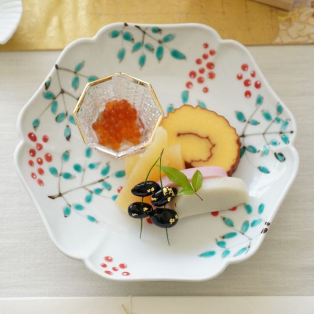 伊万里焼 染錦南天文 木甲和皿 FOURGRACEオリジナル ｜ 四季折々