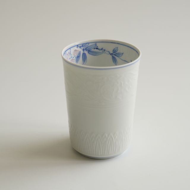 藤絵　唐草彫湯呑大　（青線）