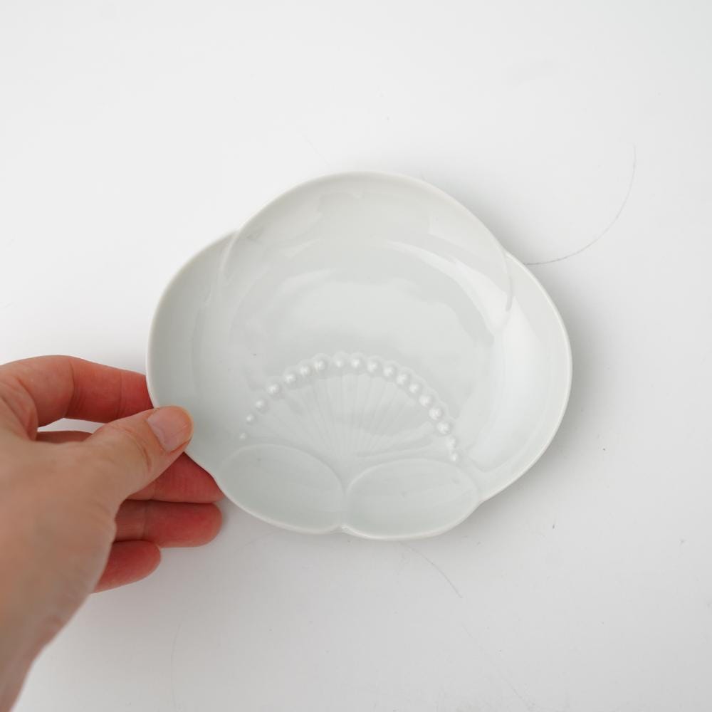 梅花　小皿（白）