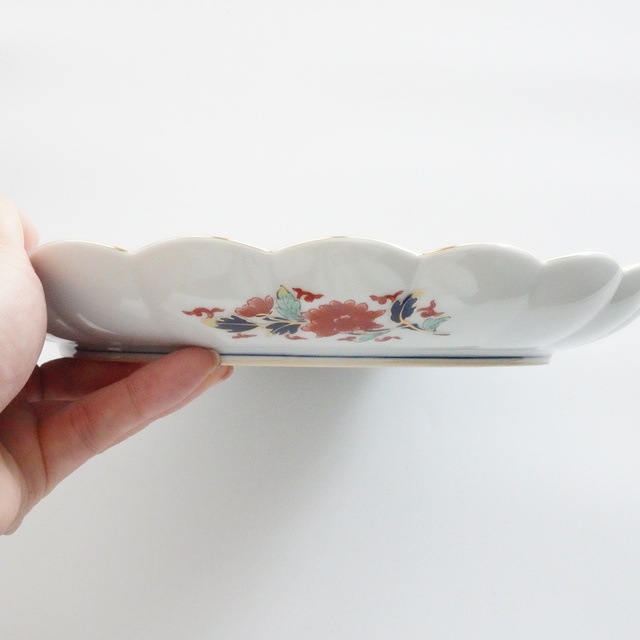 波佐見焼　菊割花地紋　８号皿