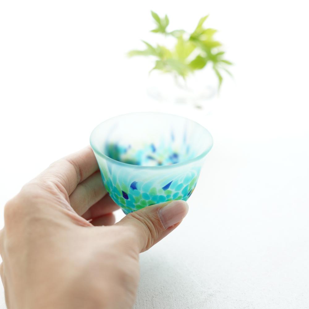色ガラス 盃 グリーン