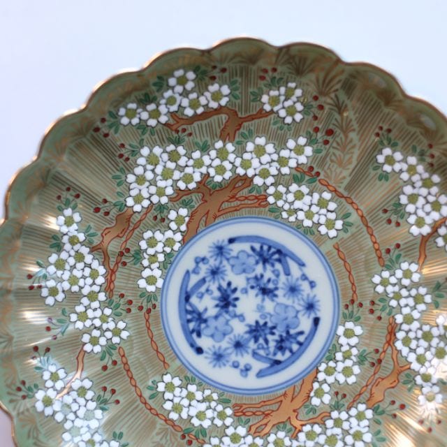 未使用 波佐見焼 光琳窯 葉型 青磁3点脚銘々皿5枚 料亭 レストラン リーフ型 未使用 波佐見焼 光琳窯 葉型 青磁3点脚銘々皿5枚 料亭 レストラン