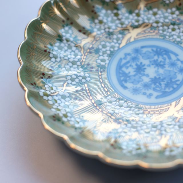 波佐見焼 琳派桜樹紋 5号皿 (緑) ｜ 四季折々のおしゃれな和食器通販