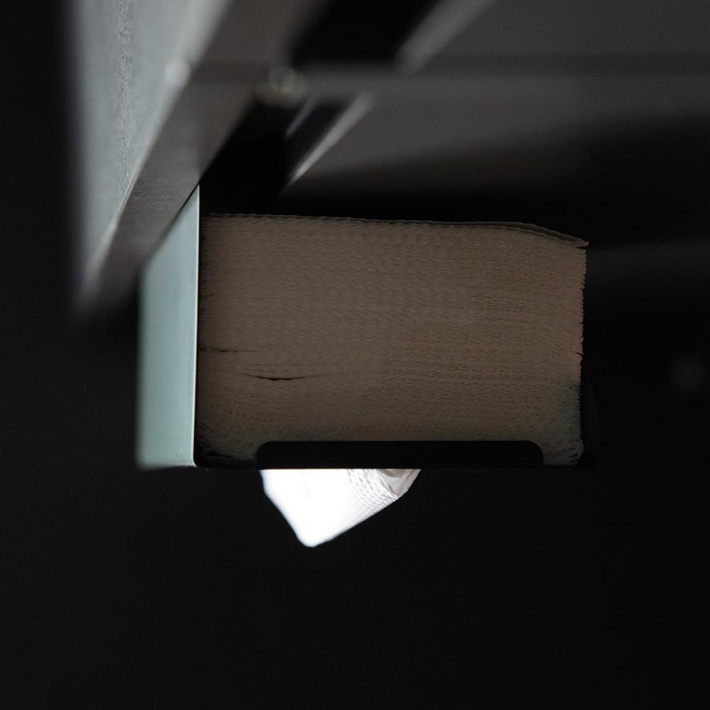 ペーパータオル ホルダー 【ホワイト/ブラック】