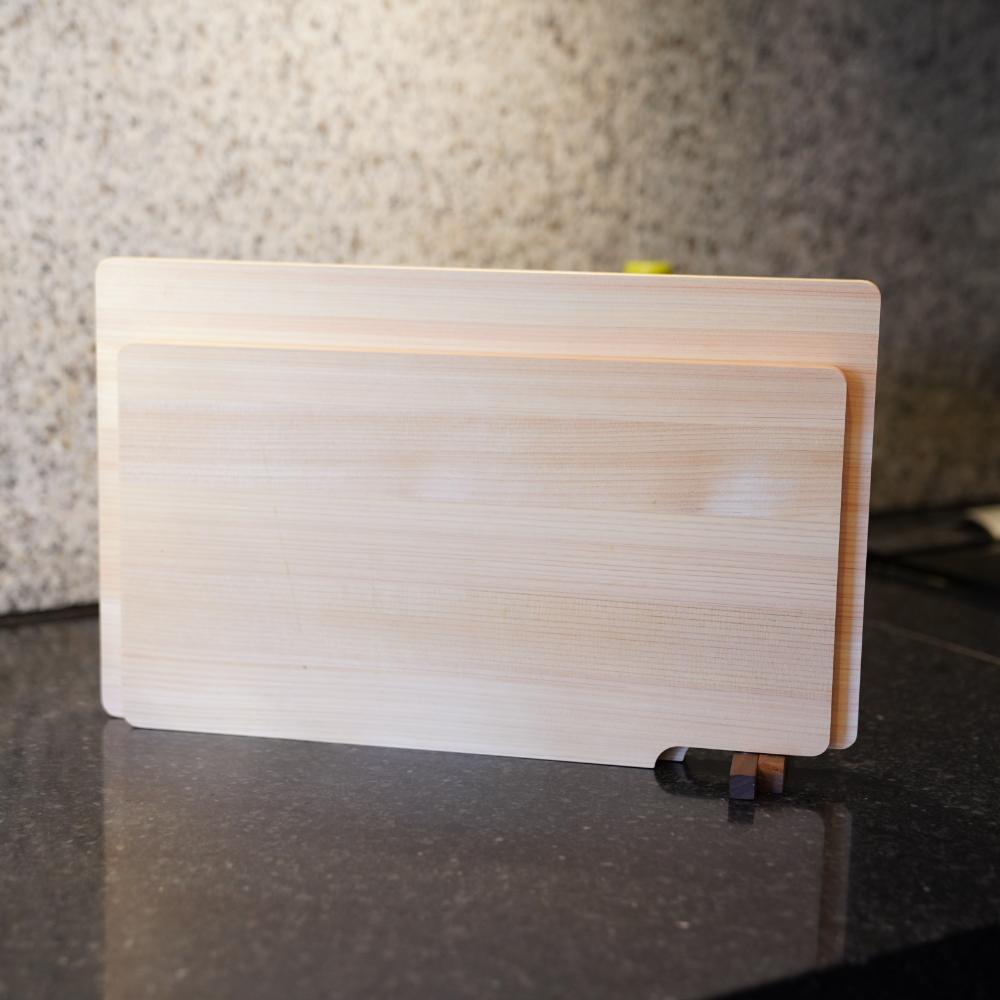 食器洗い乾燥機対応 ひのきのまた板 スタンド付き 39×24cm｜ 四季折々