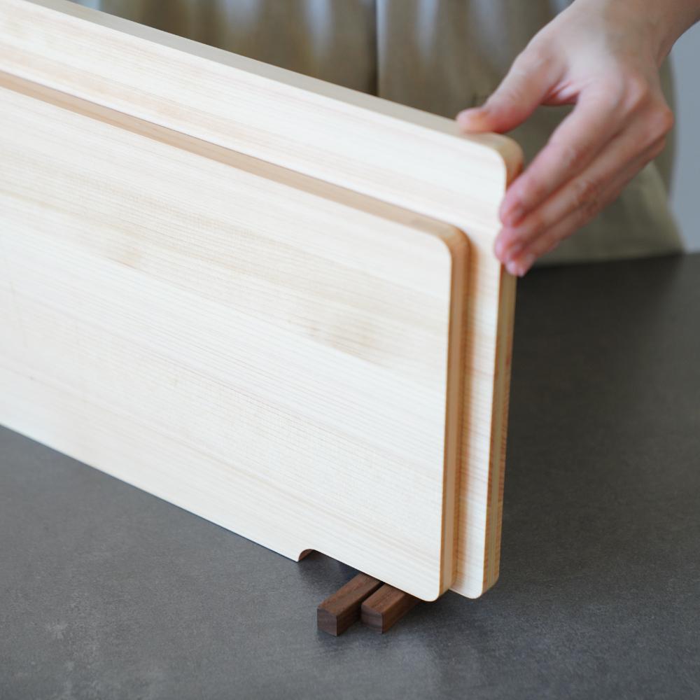 食器洗い乾燥機対応 ひのきのまた板 スタンド付き 39×24cm｜ 四季折々