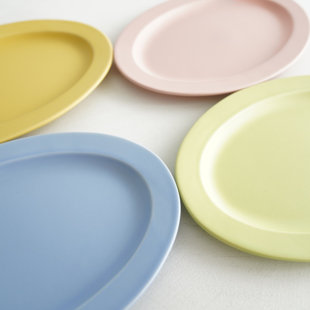 作山窯 Saraオーバルプレート M ライトグリーン｜ 四季折々の