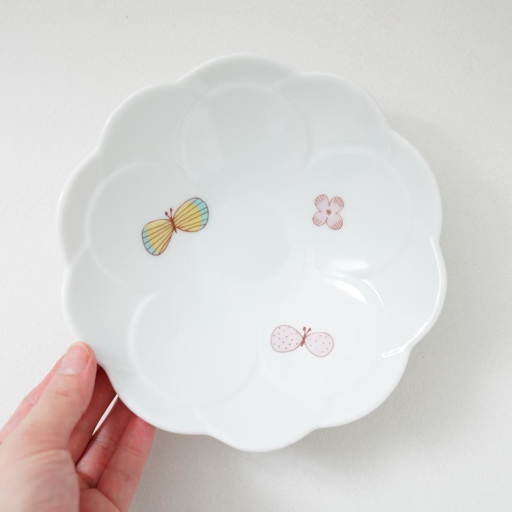 希少　注文品　清朝期　新渡　楓形鉢　五彩　蝶　虫　菊　中国古玩　変形向付菓子鉢 希少 注文品 清朝期 新渡 楓形鉢 五彩 蝶 虫 菊 中国古玩